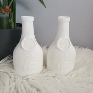 Vintage Wheaton Milk Glass 76 Seasons Greetings Bicentennial Vase Set